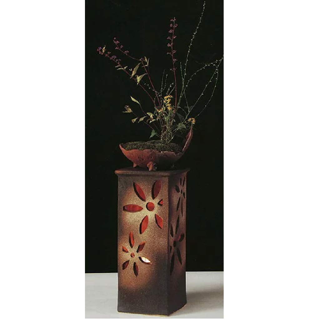 Amazon | 信楽焼陶器 照明 コゲ花彫角庭園燈 SV60-5 | しがらきの森